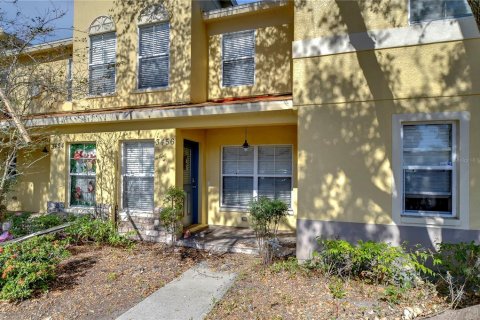 Touwnhouse à vendre à Valrico, Floride: 2 chambres, 139.91 m2 № 1737257 - photo 1