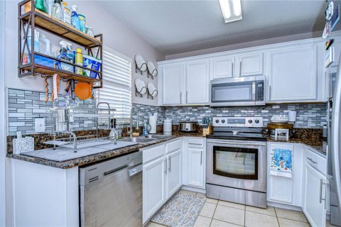 Touwnhouse à vendre à Valrico, Floride: 2 chambres, 139.91 m2 № 1737257 - photo 11
