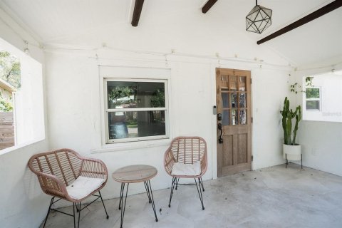 Villa ou maison à vendre à Tampa, Floride: 2 chambres, 148.64 m2 № 2398829 - photo 3