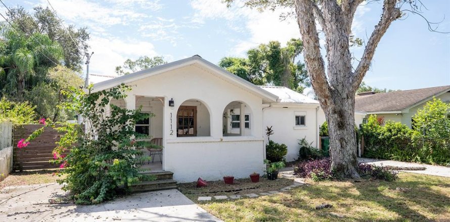 Villa ou maison à Tampa, Floride 2 chambres, 148.64 m2 № 2398829