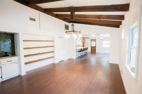 Villa ou maison à vendre à Tampa, Floride: 2 chambres, 148.64 m2 № 2398829 - photo 15