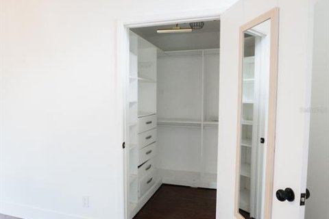 Villa ou maison à vendre à Tampa, Floride: 2 chambres, 148.64 m2 № 2398829 - photo 17