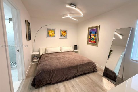 Condo in Miami Beach, Florida, 1 bedroom  № 1893311 - photo 12