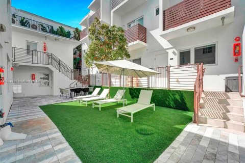 Condo in Miami Beach, Florida, 1 bedroom  № 1893311 - photo 20