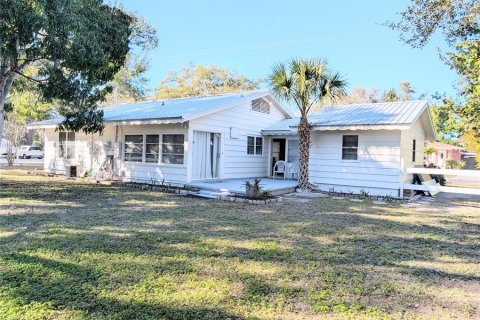 Villa ou maison à louer à Sarasota, Floride: 2 chambres, 126.72 m2 № 2388609 - photo 2