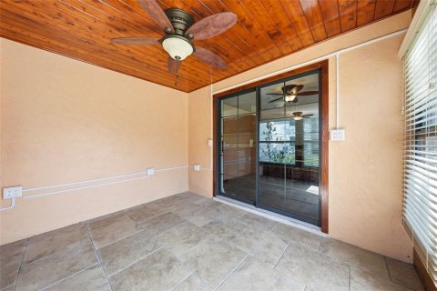 Condominio en venta en Leesburg, Florida, 2 dormitorios, 141.03 m2 № 2152168 - foto 19