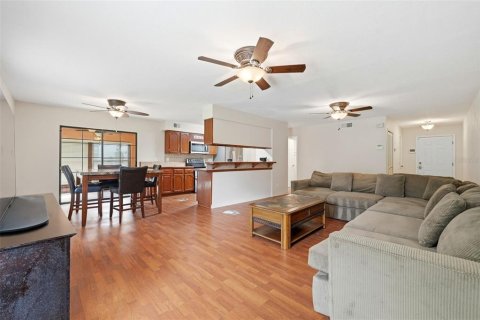 Condominio en venta en Leesburg, Florida, 2 dormitorios, 141.03 m2 № 2152168 - foto 7