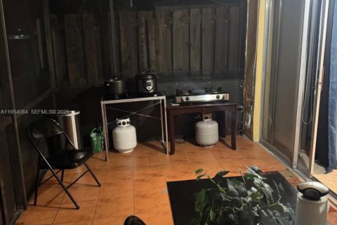 Copropriété à vendre à Miami, Floride: 2 chambres, 134.71 m2 № 2153308 - photo 18
