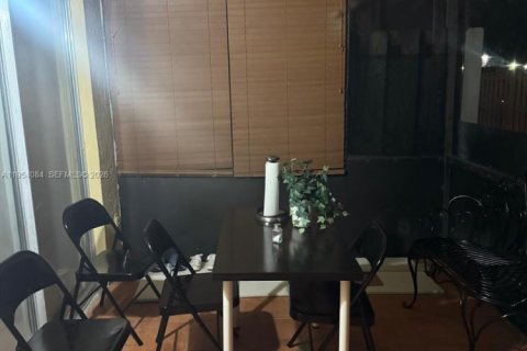 Copropriété à vendre à Miami, Floride: 2 chambres, 134.71 m2 № 2153308 - photo 17