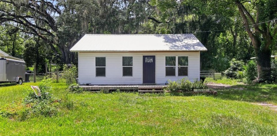 House in Williston, Florida 2 bedrooms, 85.01 sq.m. № 2227183