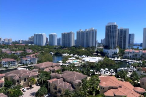 Condominio en venta en Aventura, Florida, 2 dormitorios, 114.27 m2 № 1862535 - foto 11