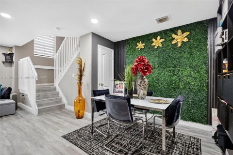 Adosado en venta en Miramar, Florida, 3 dormitorios, 114.73 m2 № 1966904 - foto 7