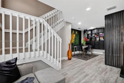 Adosado en venta en Miramar, Florida, 3 dormitorios, 114.73 m2 № 1966904 - foto 11