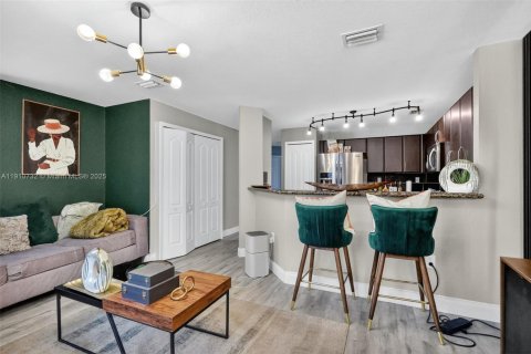 Adosado en venta en Miramar, Florida, 3 dormitorios, 114.73 m2 № 1966904 - foto 19