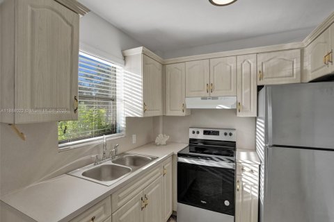 Copropriété à louer à Hollywood, Floride: 1 chambre, 62.99 m2 № 1942047 - photo 14