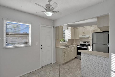 Copropriété à louer à Hollywood, Floride: 1 chambre, 62.99 m2 № 1942047 - photo 13
