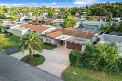 Villa ou maison à vendre à Miramar, Floride: 3 chambres, 164.62 m2 № 2426806 - photo 2