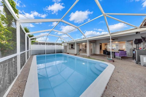 Villa ou maison à vendre à Miramar, Floride: 3 chambres, 164.62 m2 № 2426806 - photo 17