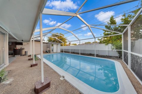 Villa ou maison à vendre à Miramar, Floride: 3 chambres, 164.62 m2 № 2426806 - photo 19