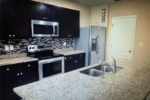 Villa ou maison à louer à Sanford, Floride: 3 chambres, 157.66 m2 № 1870604 - photo 5