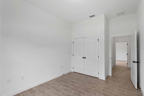 House in North Port, Florida 4 bedrooms, 158.86 sq.m. № 1515342 - photo 12