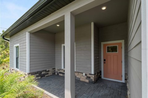 House in North Port, Florida 4 bedrooms, 158.86 sq.m. № 1515342 - photo 5