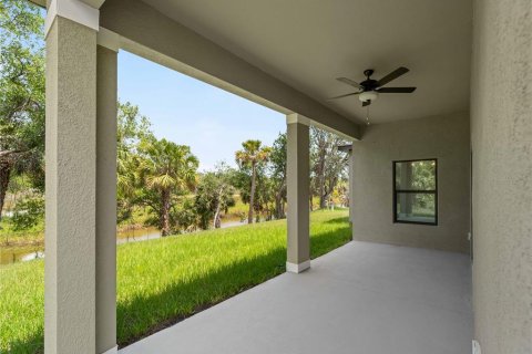 House in North Port, Florida 4 bedrooms, 158.86 sq.m. № 1515342 - photo 4