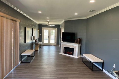 Immobilier commercial à louer à Panama City, Floride: 486.62 m2 № 1527002 - photo 2