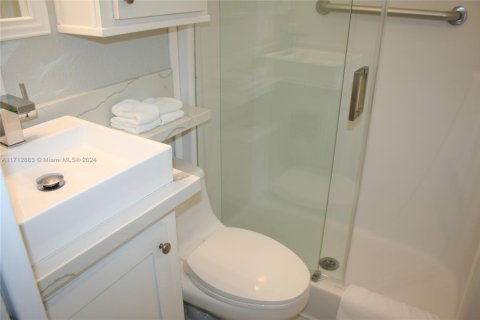 Condo in Key Largo, Florida, 2 bedrooms  № 1464853 - photo 20