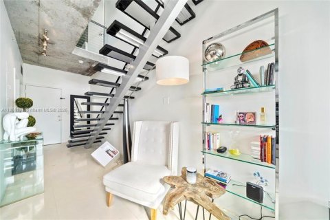 Condominio en venta en Miami, Florida, 1 dormitorio, 82.78 m2 № 1877654 - foto 14