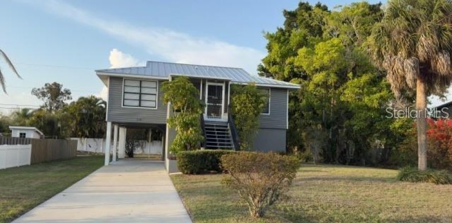 Villa ou maison à Palmetto, Floride 2 chambres, 96.25 m2 № 2408561