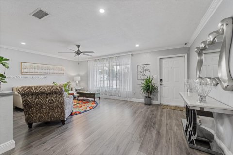 House in Sunrise, Florida 3 bedrooms № 1953895 - photo 23