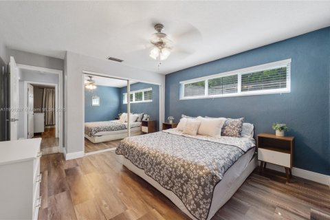House in Sunrise, Florida 3 bedrooms № 1953895 - photo 15