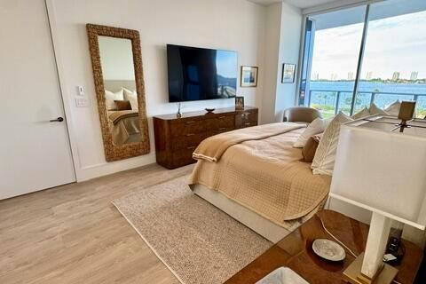 Condo in Lake Park, Florida, 2 bedrooms  № 2399637 - photo 16