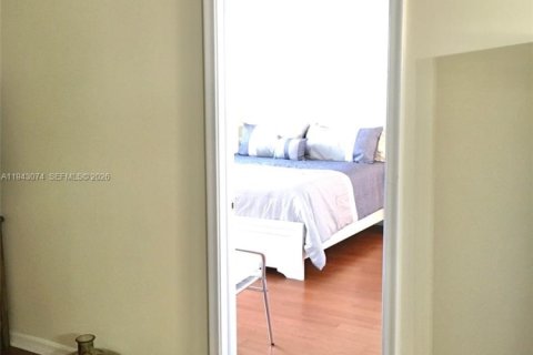 Condominio en alquiler en Pembroke Pines, Florida, 2 dormitorios, 108.7 m2 № 2059839 - foto 9