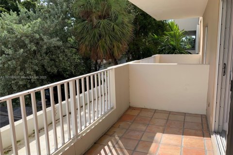 Copropriété à vendre à North Bay Village, Floride: 1 chambre, 75.9 m2 № 2020979 - photo 15