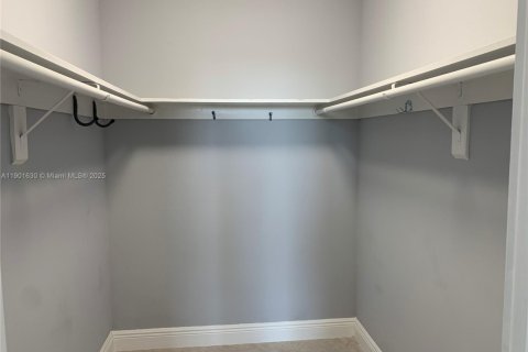 Copropriété à vendre à North Bay Village, Floride: 1 chambre, 75.9 m2 № 2020979 - photo 12