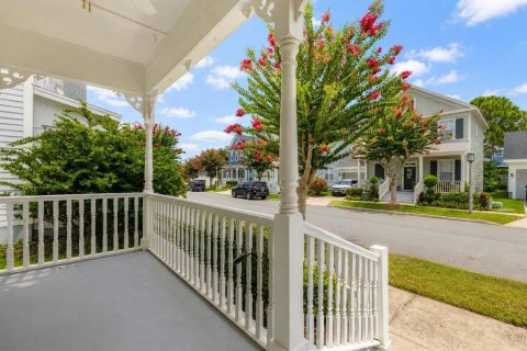 House in Celebration, Florida 3 bedrooms, 135.27 sq.m. № 2235420 - photo 3