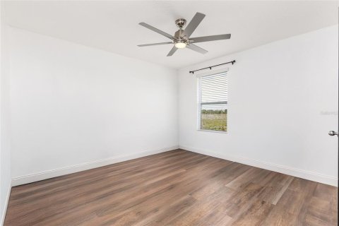 Villa ou maison à vendre à Kissimmee, Floride: 5 chambres, 248.42 m2 № 1717543 - photo 25