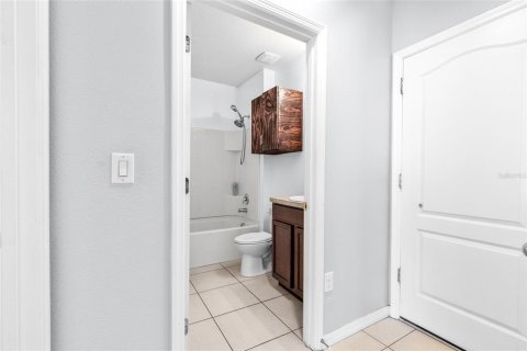 Villa ou maison à vendre à Kissimmee, Floride: 5 chambres, 248.42 m2 № 1717543 - photo 14