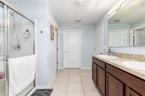 Villa ou maison à vendre à Kissimmee, Floride: 5 chambres, 248.42 m2 № 1717543 - photo 18