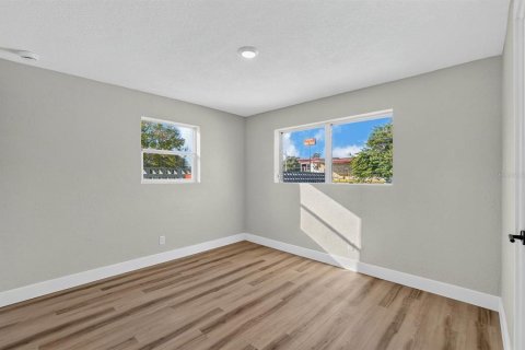 Casa en venta en Daytona Beach, Florida, 4 dormitorios, 137.03 m2 № 2423719 - foto 27