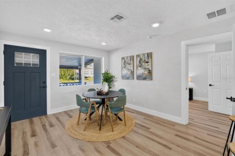 Casa en venta en Daytona Beach, Florida, 4 dormitorios, 137.03 m2 № 2423719 - foto 7