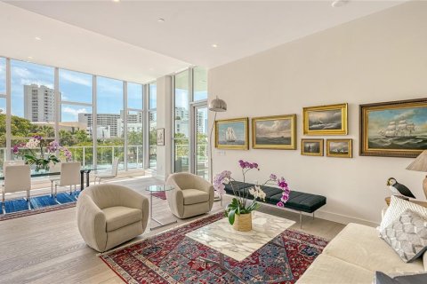 Condo in Sarasota, Florida, 2 bedrooms № 2155696 - photo 3