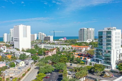 Condo in Sarasota, Florida, 2 bedrooms № 2155696 - photo 27