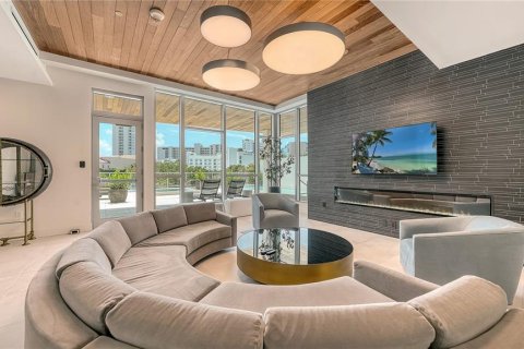 Condo in Sarasota, Florida, 2 bedrooms № 2155696 - photo 28