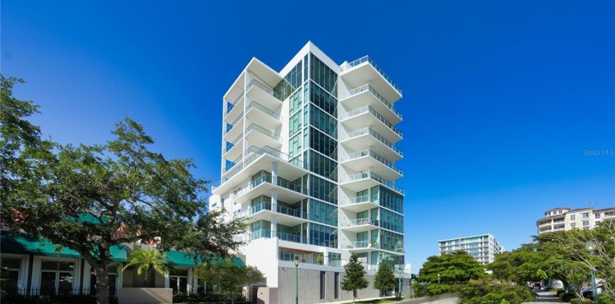 Condo in Sarasota, Florida, 2 bedrooms № 2155696