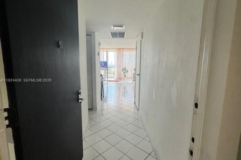 Купить кондоминиум в Авентура, Флорида 1 спальня, 96.43м2, № 1984390 - фото 20