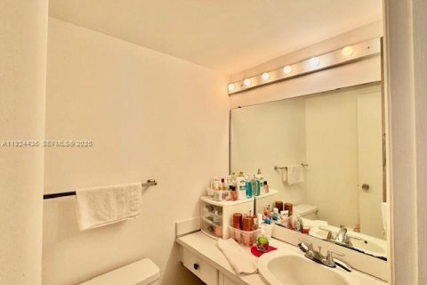 Купить кондоминиум в Авентура, Флорида 1 спальня, 96.43м2, № 1984390 - фото 26