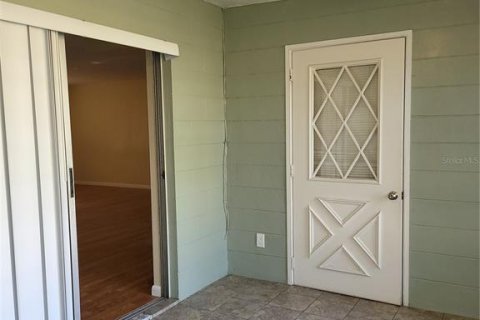 Casa en venta en Port Richey, Florida, 3 dormitorios, 103.12 m2 № 1848105 - foto 25